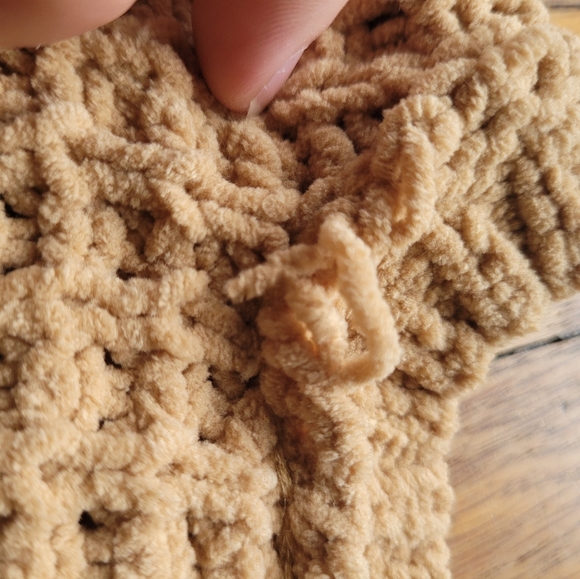 Knitted Sweater 🧶 - Picture 9 of 10